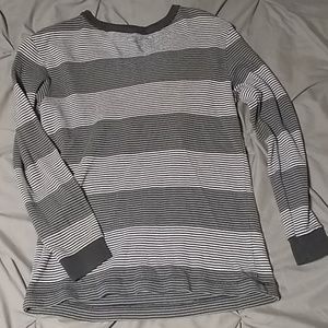 Old Navy Tee Shirt Long Sleeve